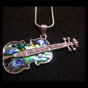 Abalone guitar necklace new 💕